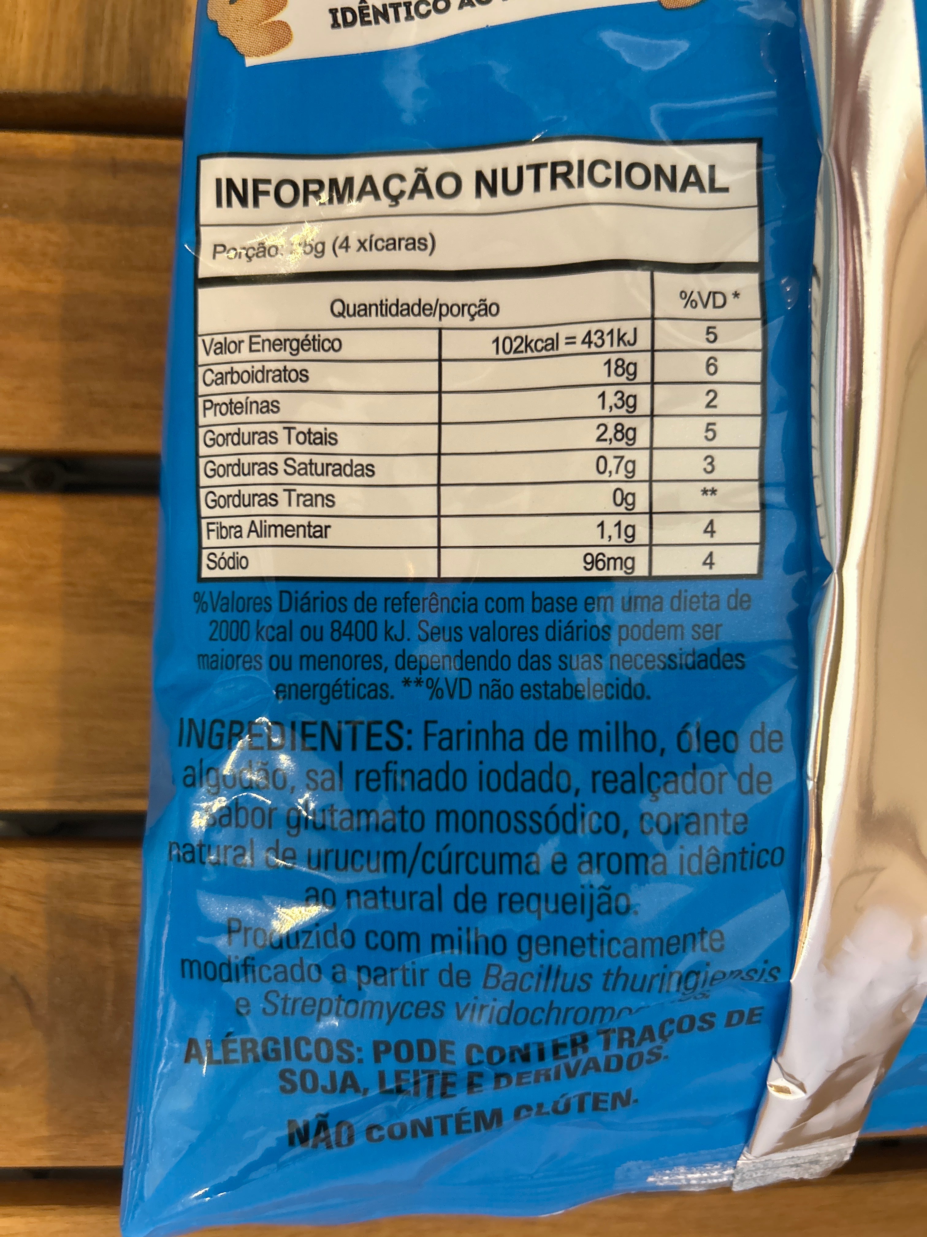 Cream cheese flavor snack (Salgadinho Xipão Requeijão - ARITANA - 120g