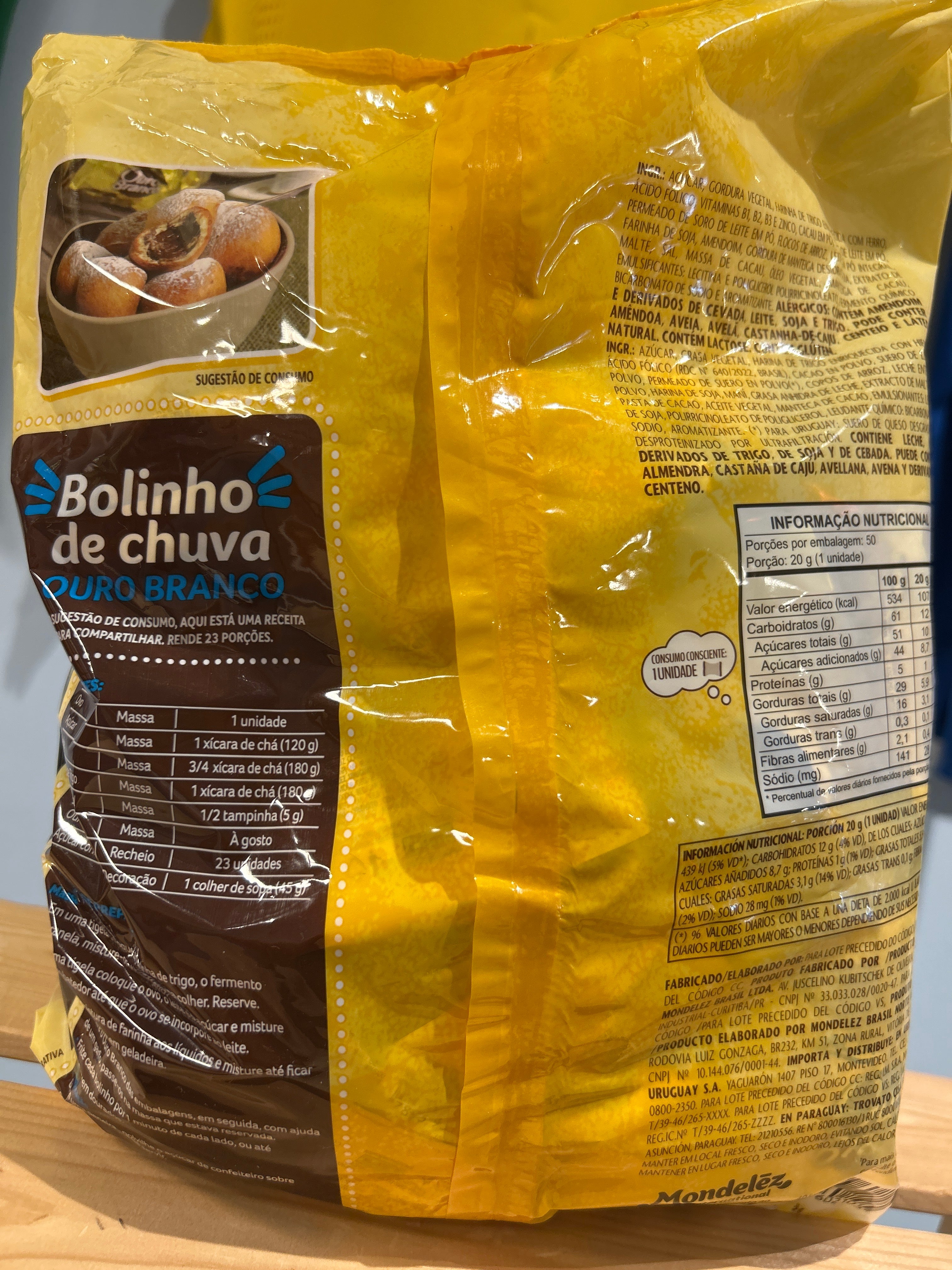 Bonbon gaufrettes enrobé au chocolat avec crème de noisettes (Bombom Ouro Branco) - LACTA - Unitée