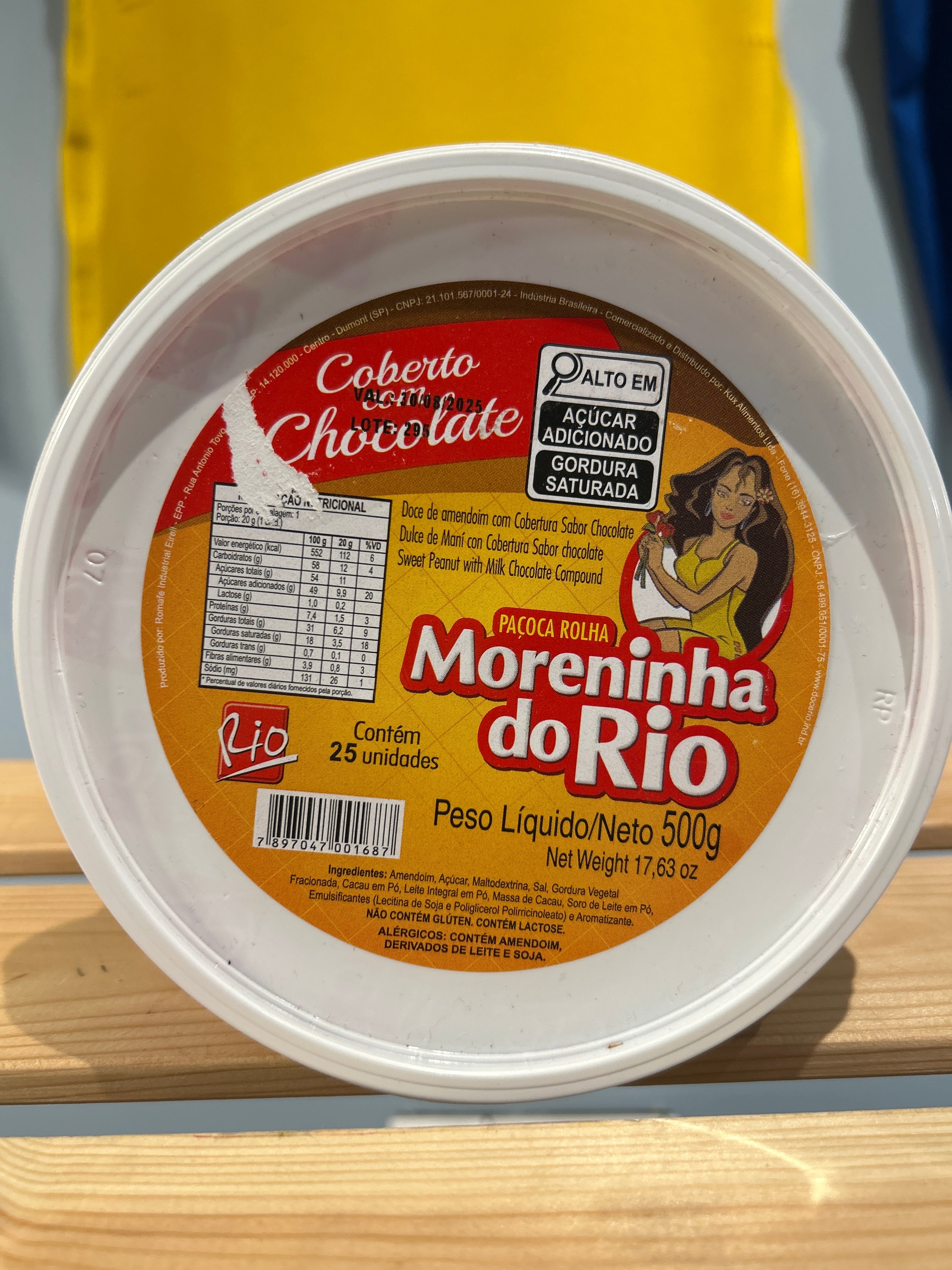 Douceur poudre de cacahuète enrobées de chocolat forme bouchon (Paçoca Rolha Coberta c/ Chocolate) MORENINHA DO RIO - 500g