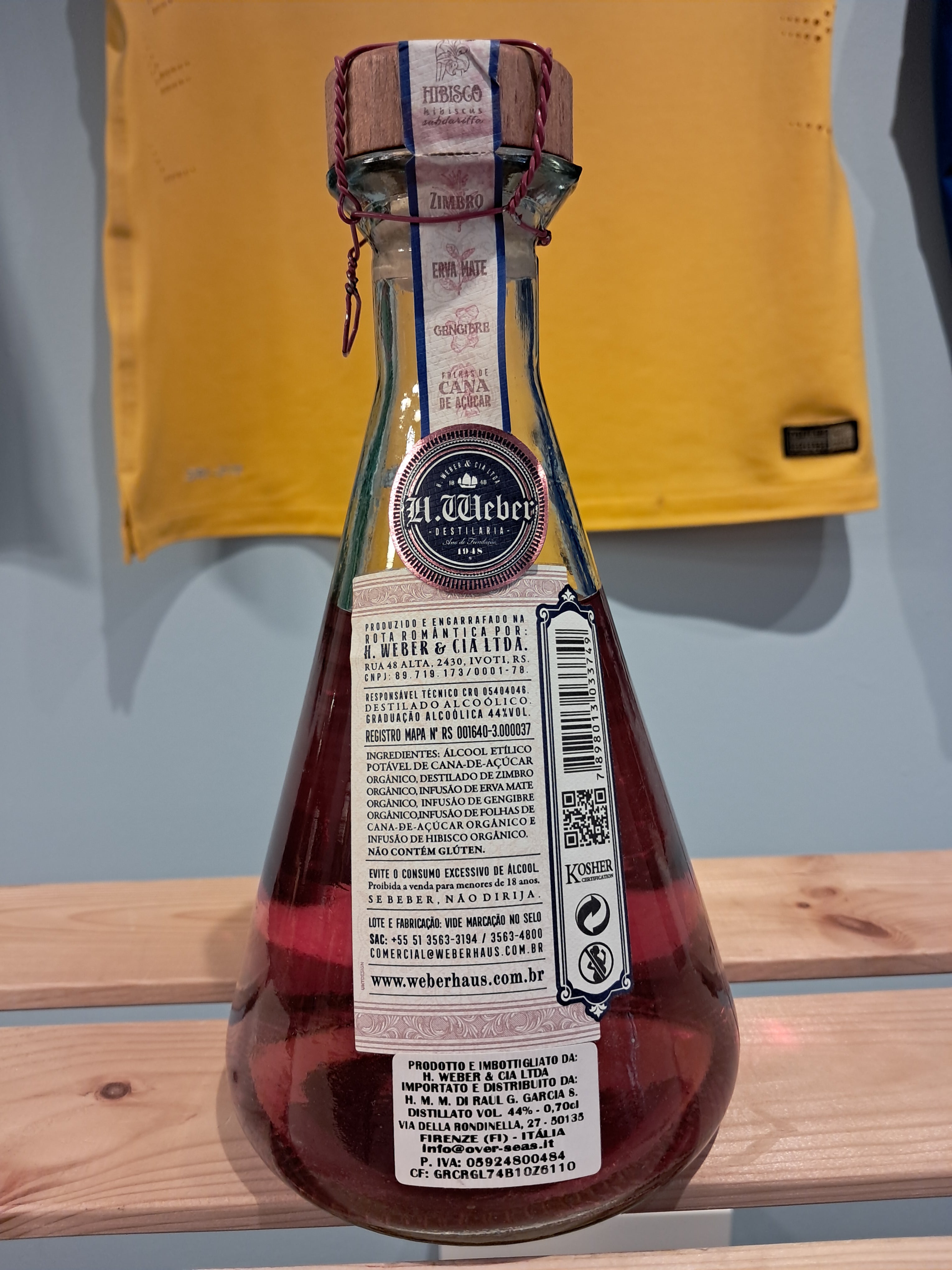 Gin Artesanal Dry Pink (Gin Artisanal Dry Gin Pink) - WEBER HAUS - 700ml