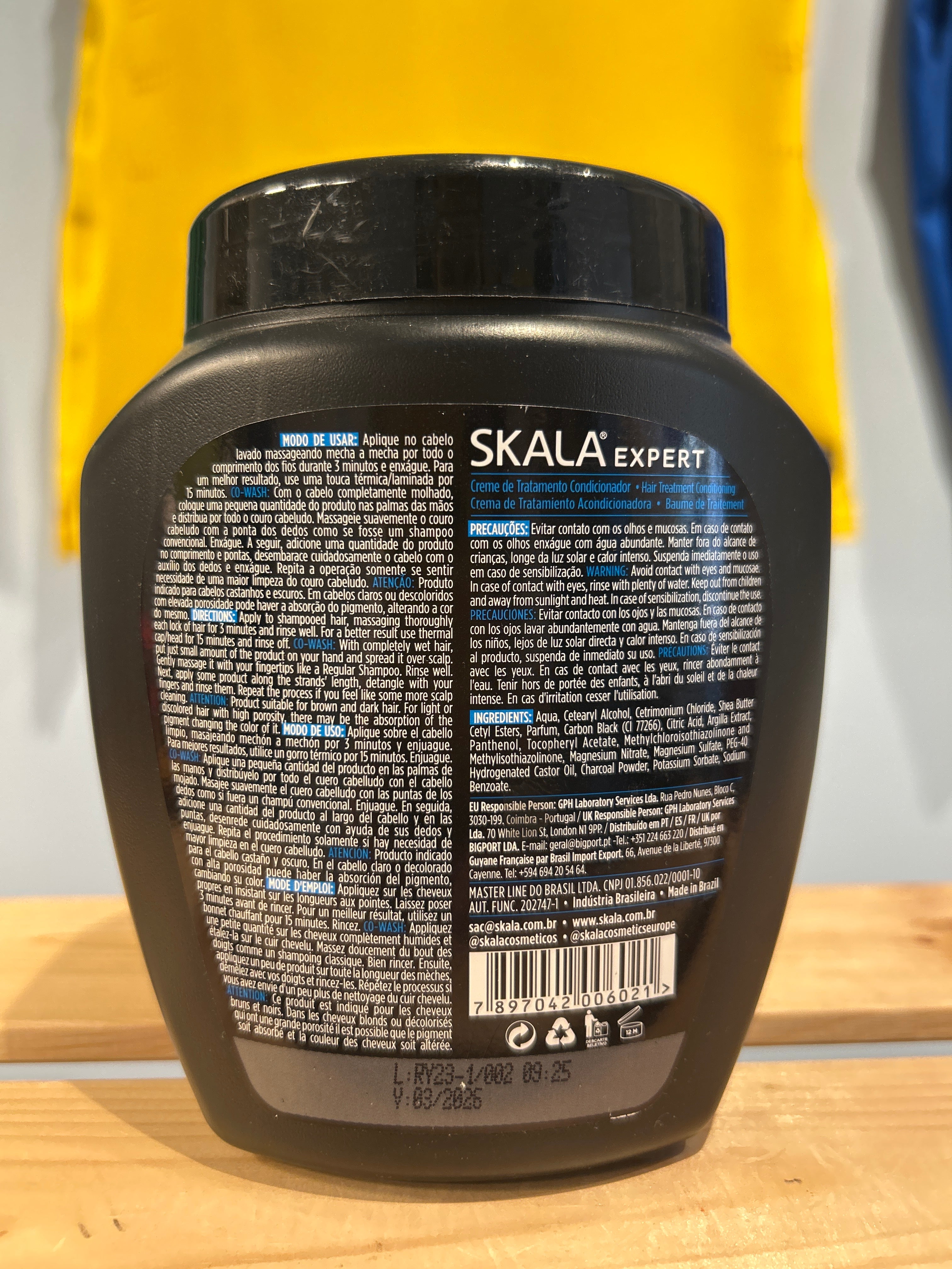 Dark Hair Cream (Black Mud Hair Cream) - SKALA - 1kg