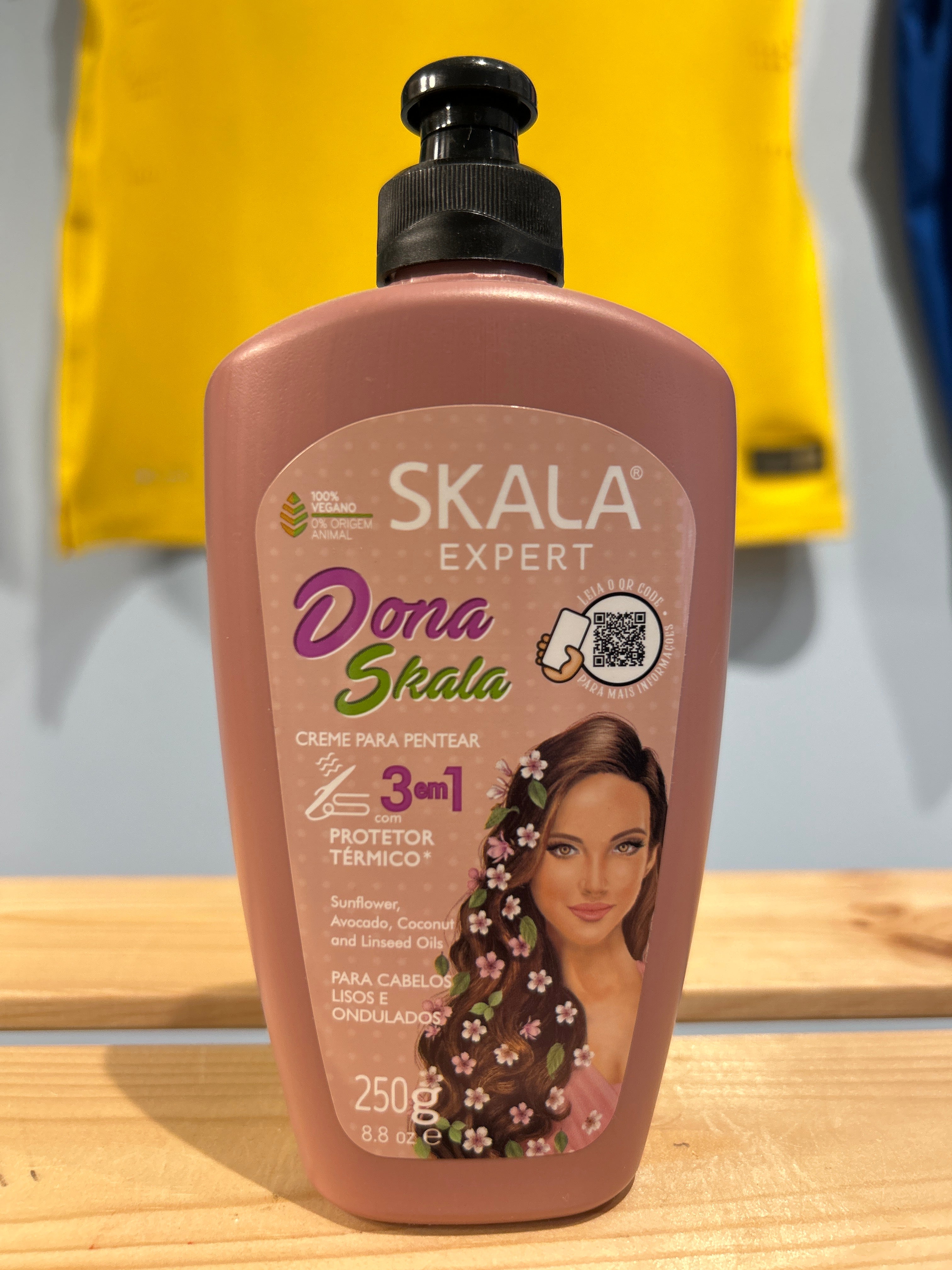 Wavy Hair Styling Cream (Dona Skala Hair Cream) - SKALA - 250g