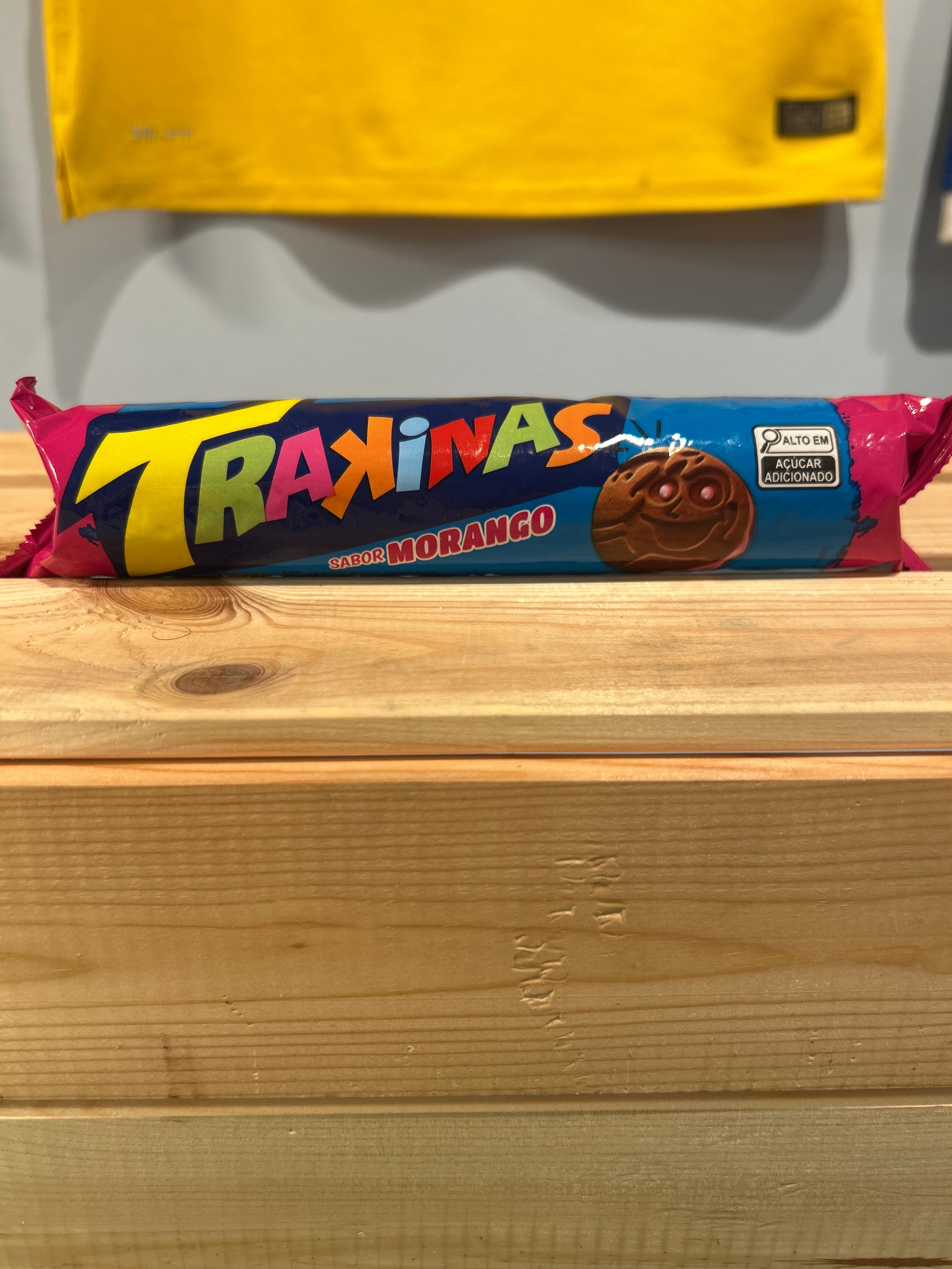 Trakinas Strawberry Biscuit (Strawberry Filled Biscuits) - NABISCO - 126g