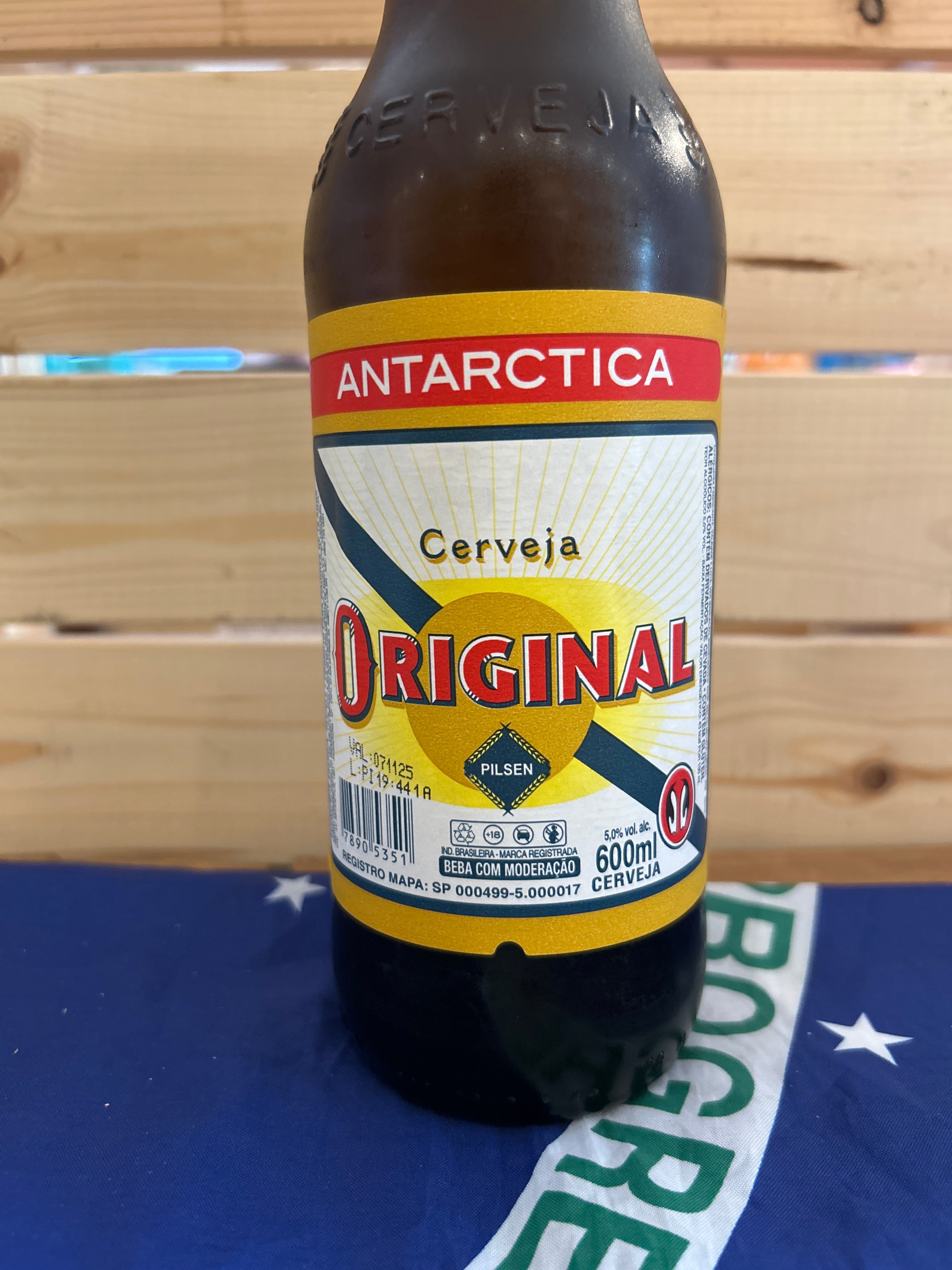 Pack 12 unités  - Bière brésilienne - Original Bouteille (Cerveja Original garrafa- ANTARCTICA - 600 mL