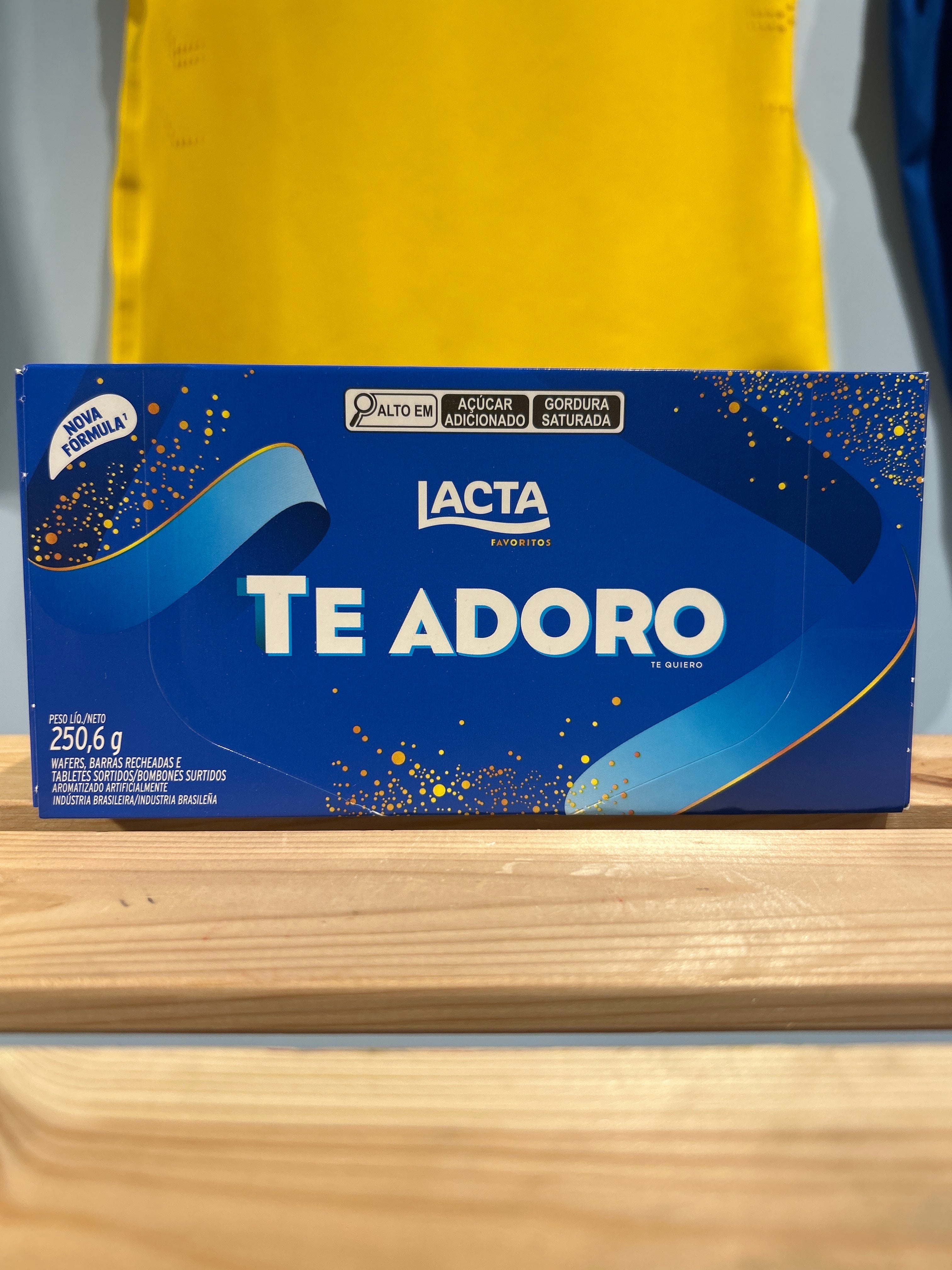 Caixa de Bombom (Assortiment de chocolat brésilien) - LACTA - 250g