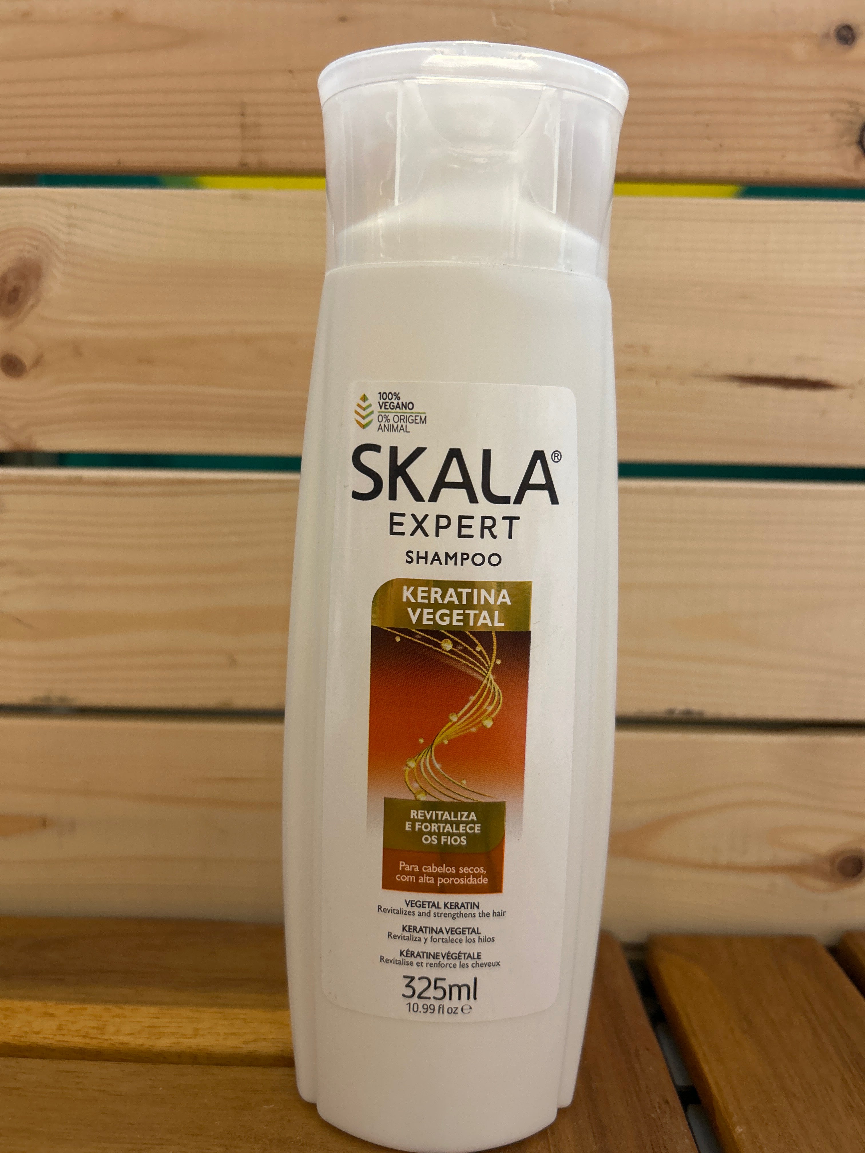 Vitamin Bomb Keratin Shampoo (Shampoo Bomba de Vitaminas Keratina) - SKALA - 325ml