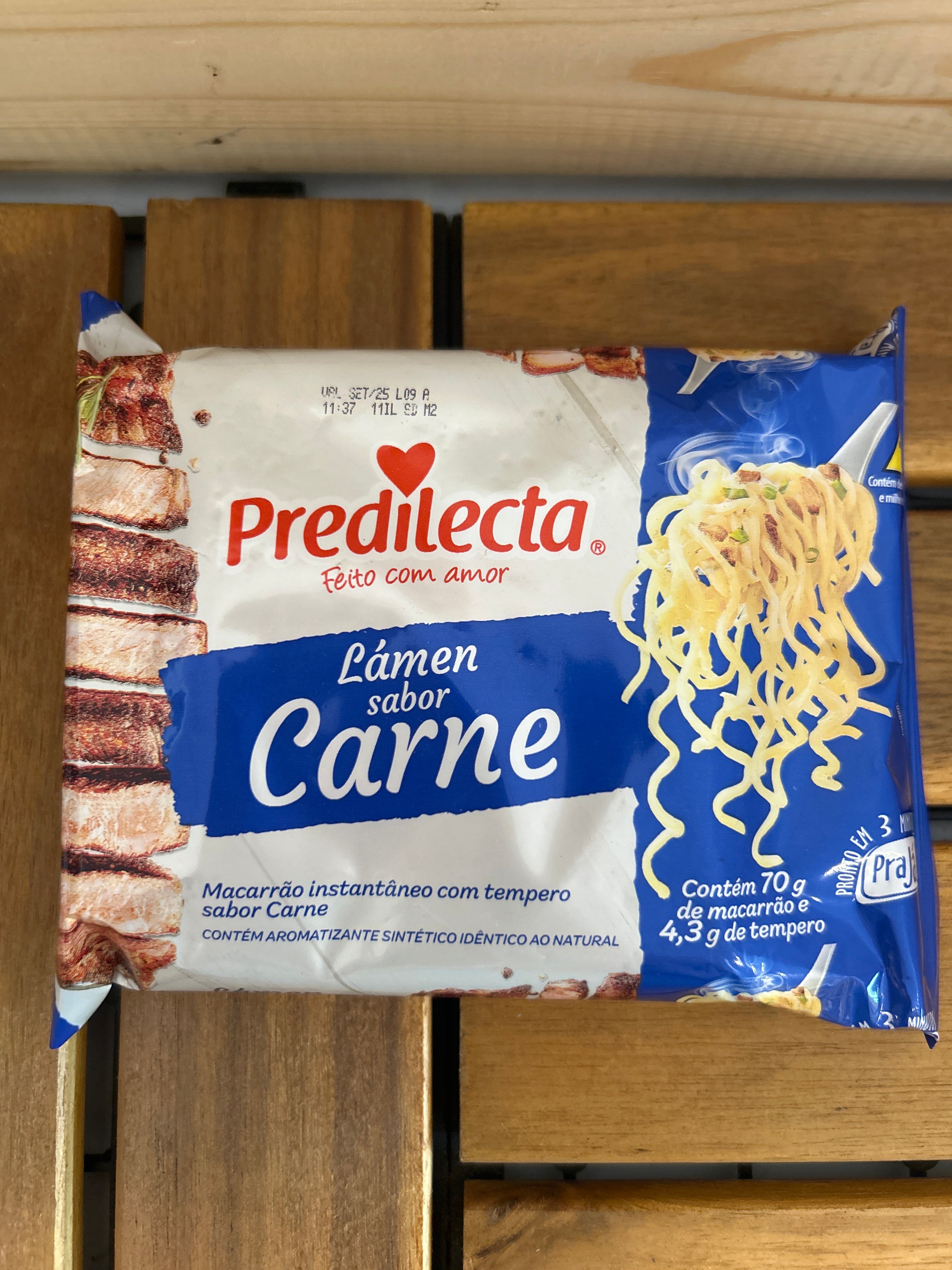 Macarrão Instantâneo sabor Carne - PREDILECTA - 74,3g